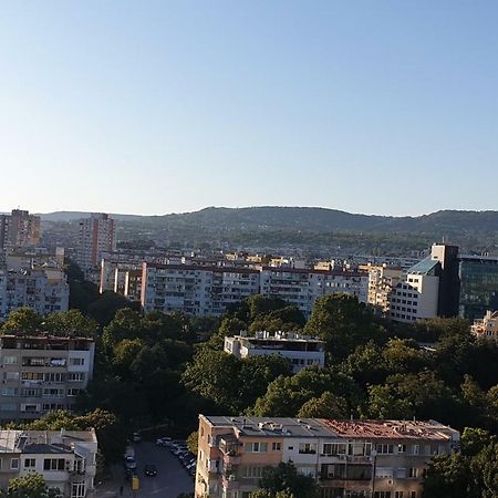 Студио Тони Varna Bagian luar foto
